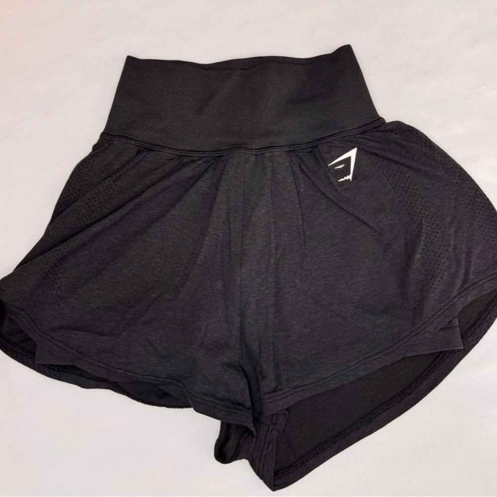 Gymshark Vital Seamless 2.0 2 in 1 Shorts/Black - see measurements -GW-XS01,